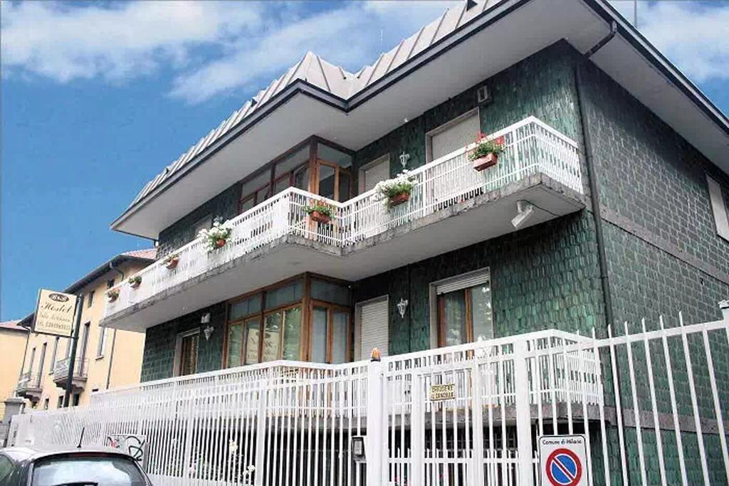 Villamelchiorre 1 Milán Exterior foto